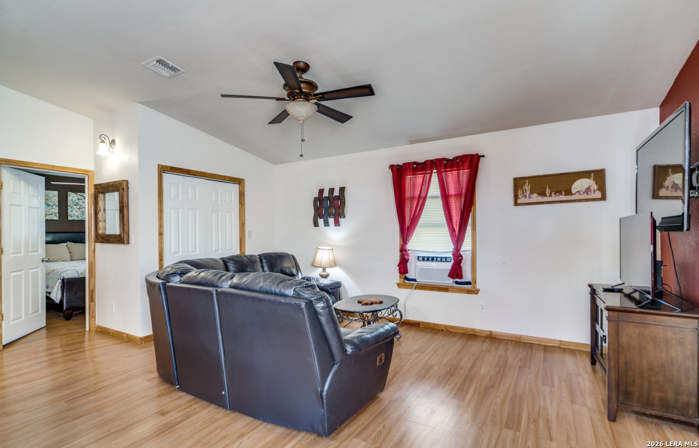 1505 Sycamore Bandera TX 78003