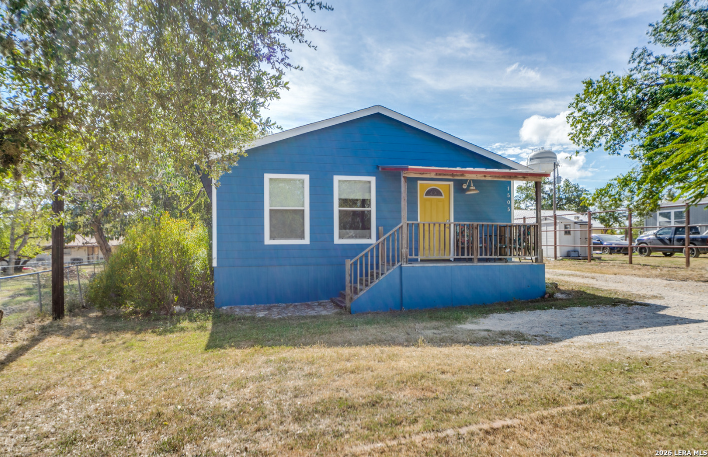 1505 Sycamore Bandera TX 78003