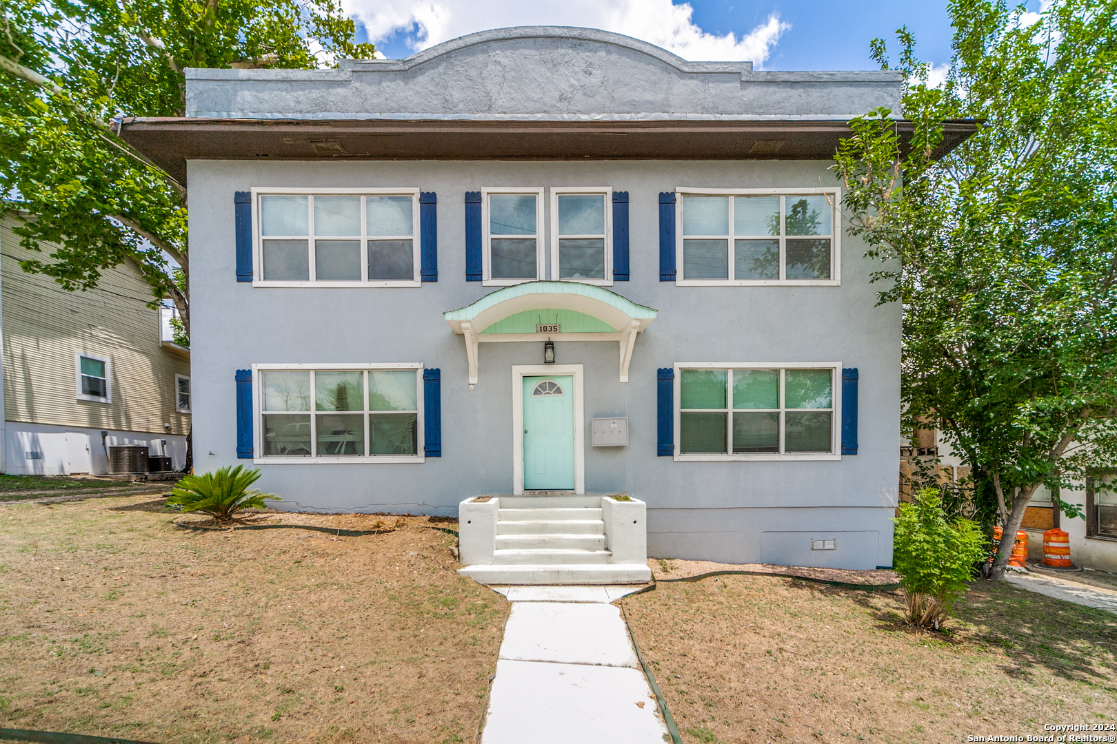 1035 W French Place San Antonio TX 78212