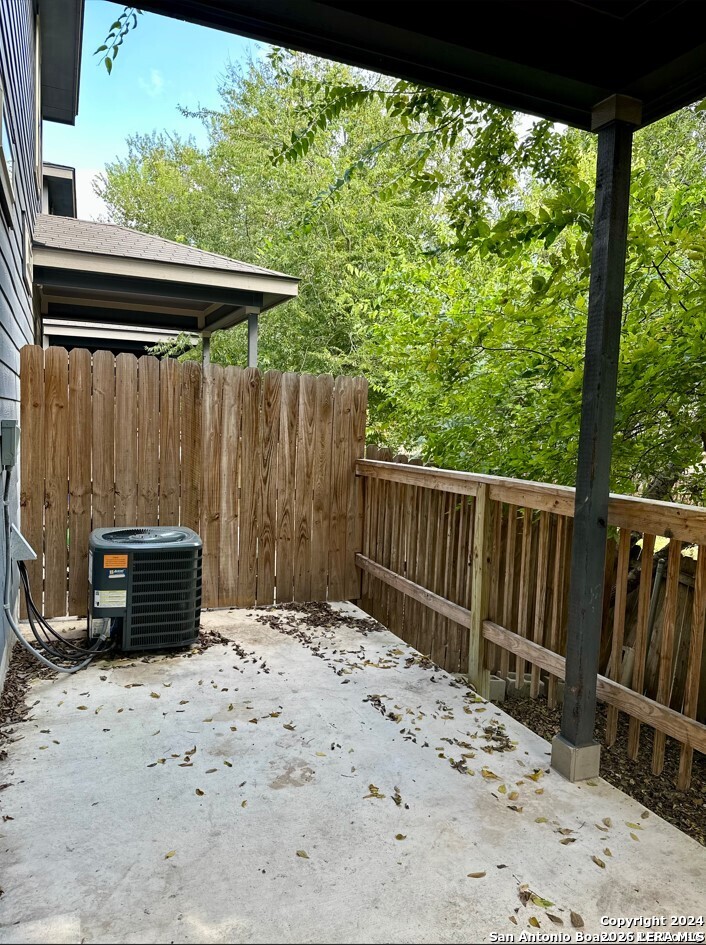 6946 Lakeview San Antonio TX 78244