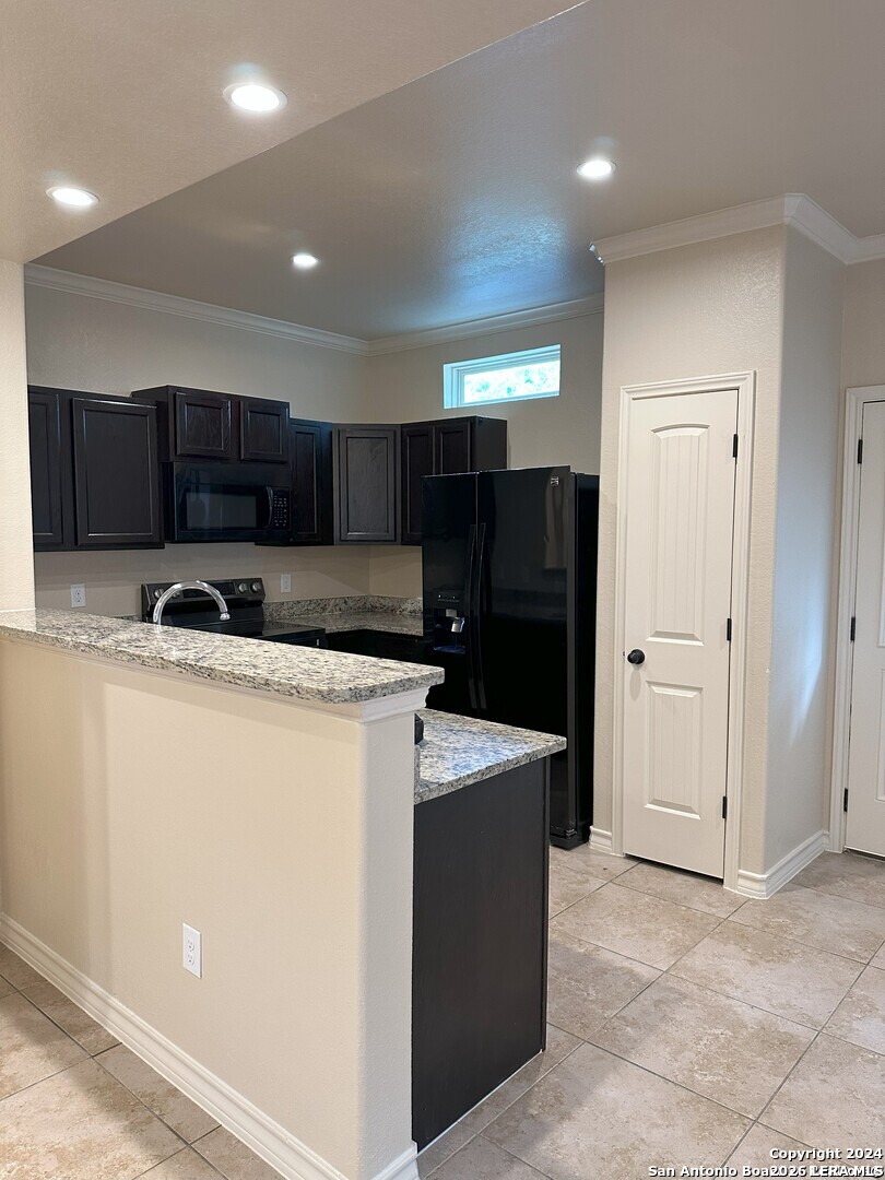 6946 Lakeview San Antonio TX 78244