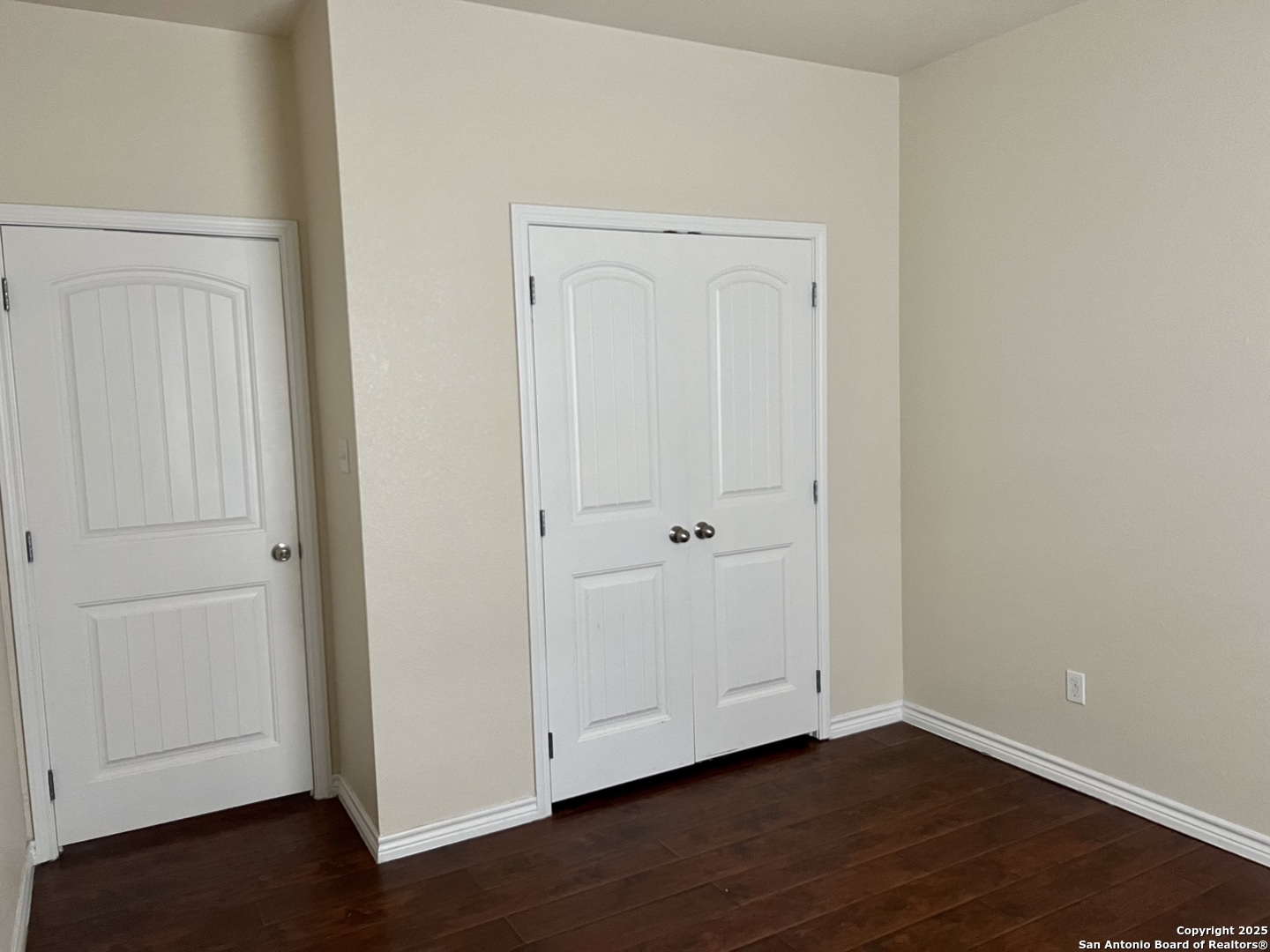 105 Sunnyside Drive Kenedy TX 78119