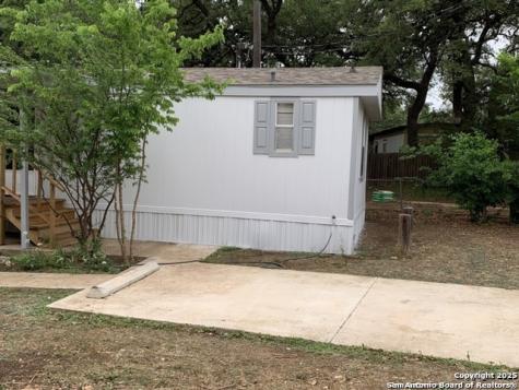 25211 Aue San Antonio TX 78257