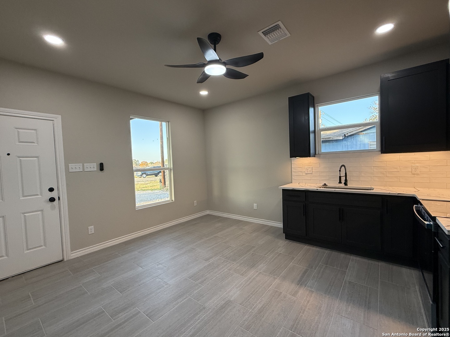 3274 Interstate 35 N Natalia TX 78059