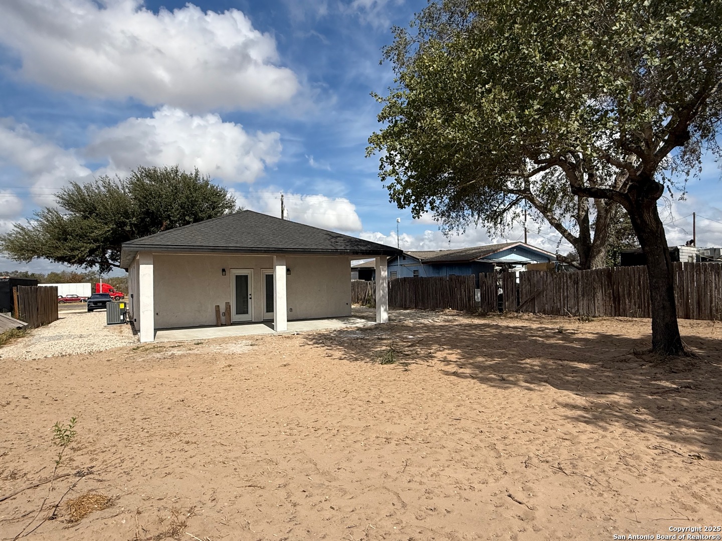 3274 Interstate 35 N Natalia TX 78059