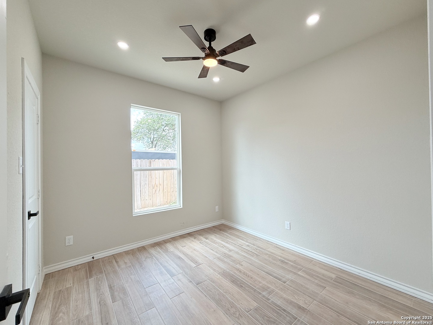 3274 Interstate 35 N Natalia TX 78059
