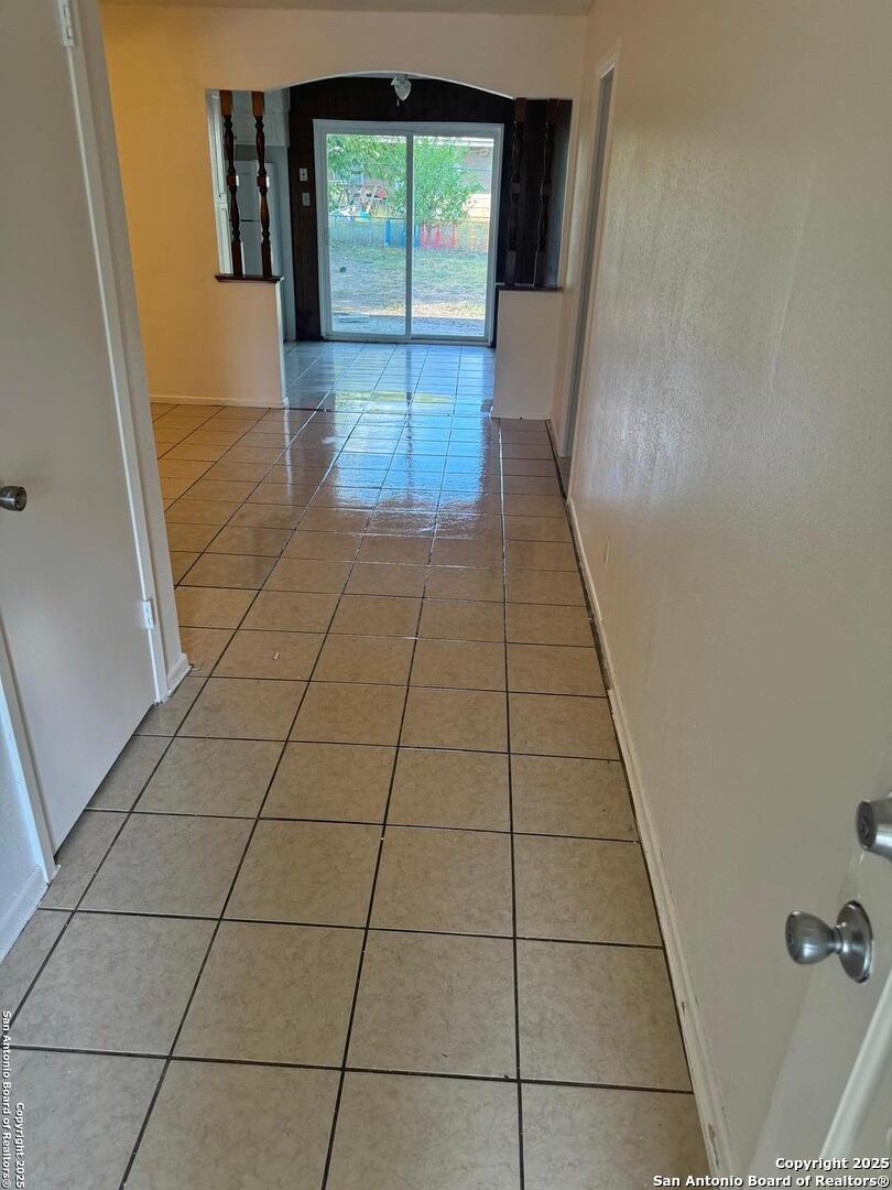 5737 Stiffkey San Antonio TX 78228