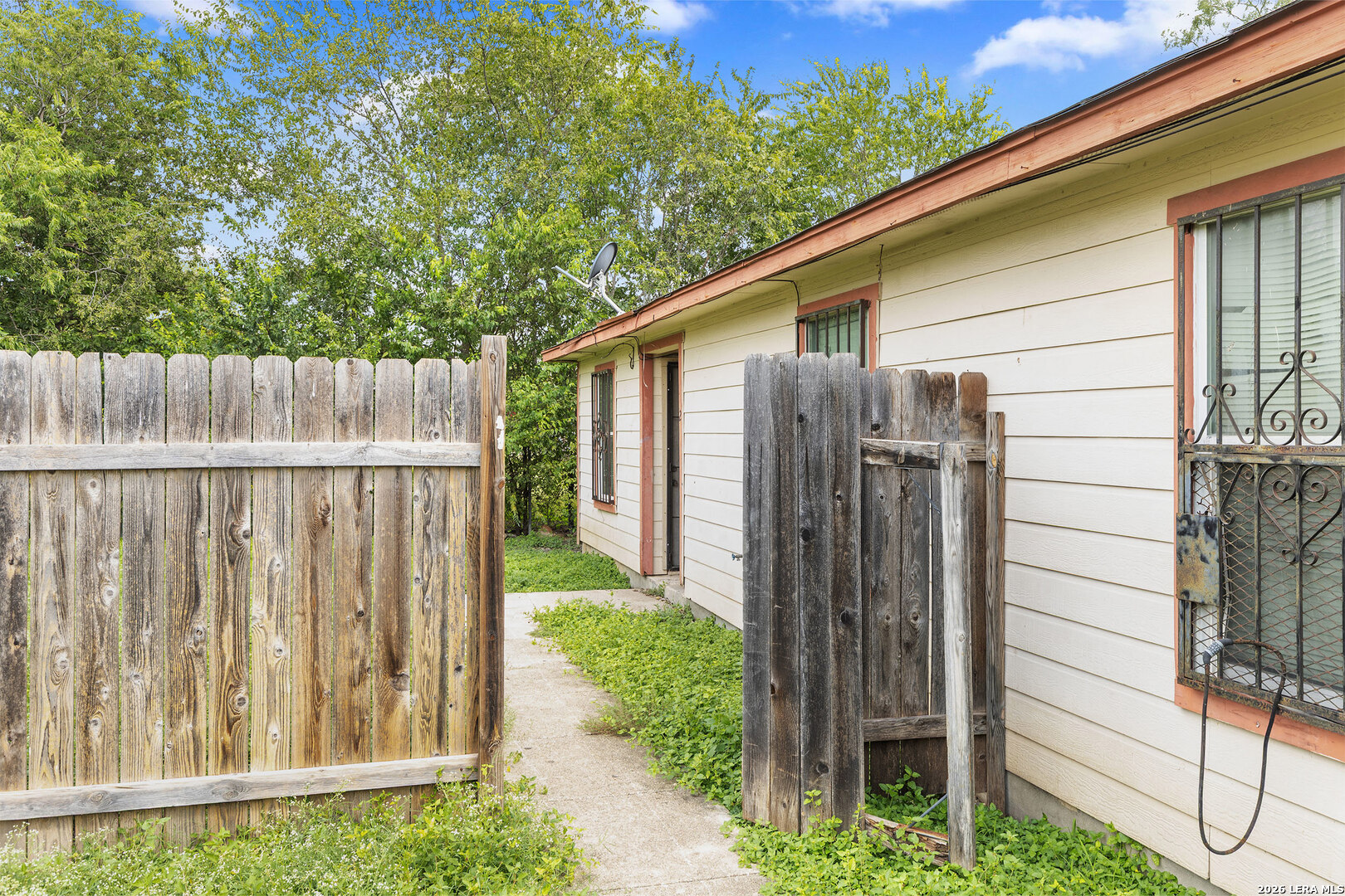 419 Amires Place San Antonio TX 78237