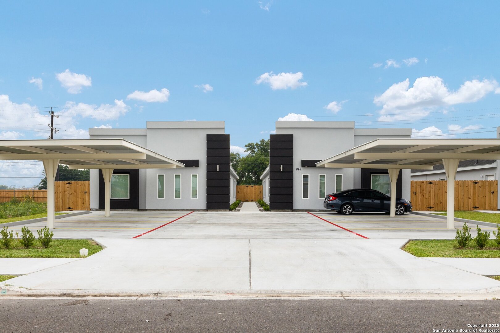 848 Deluxe Street Alamo TX 78516