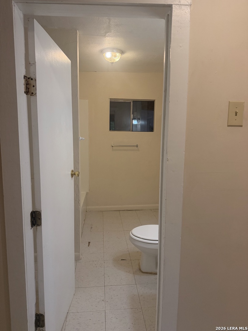 1222 Brighton San Antonio TX 78211