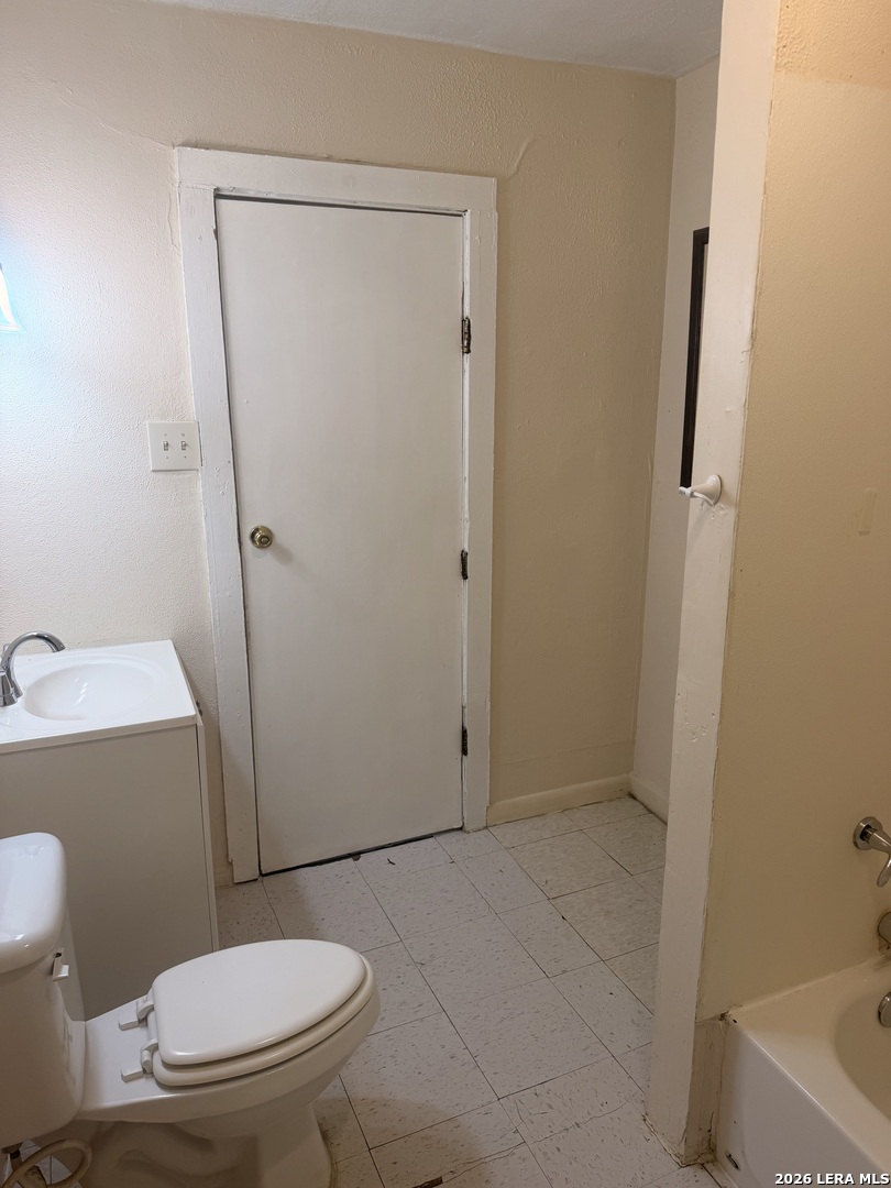 1222 Brighton San Antonio TX 78211