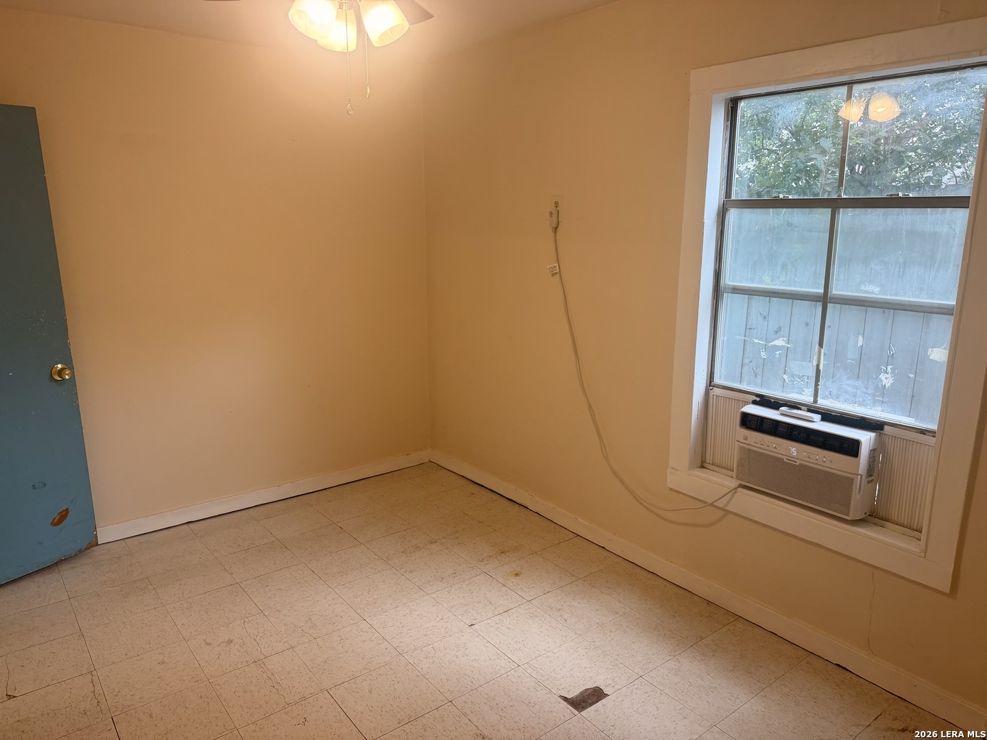 1222 Brighton San Antonio TX 78211