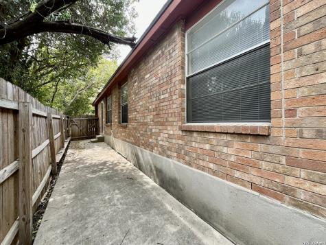 12234 Maverick Bluff San Antonio TX 78247