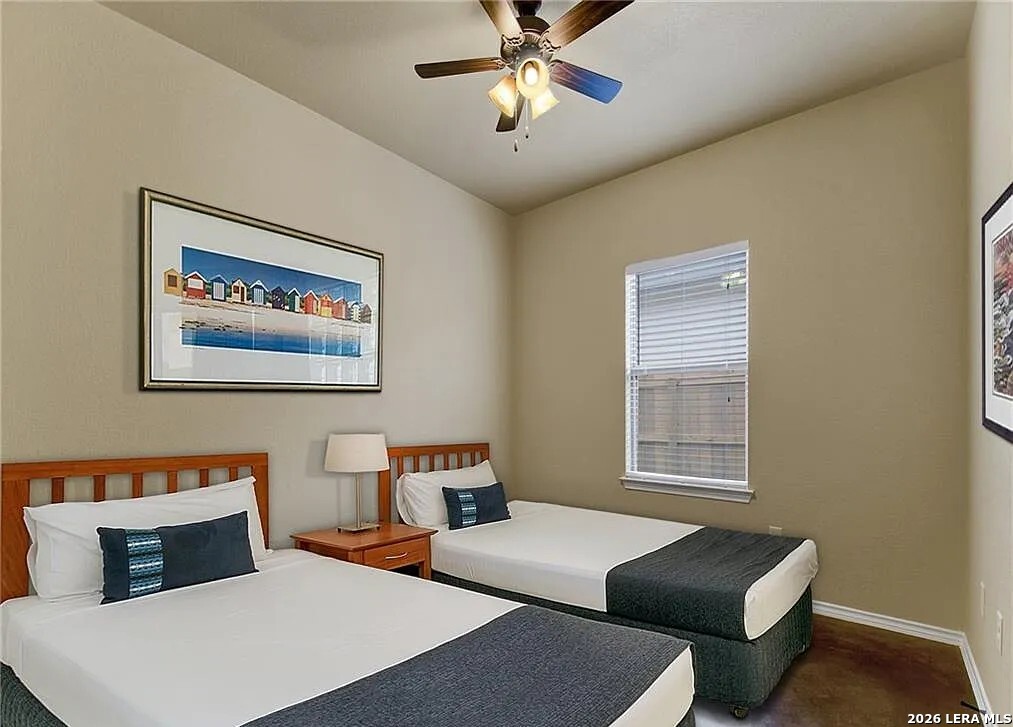 1101/1103 Stanley Seguin TX 78155