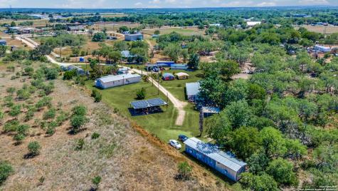 8325 Fm 327 Elmendorf TX 78112