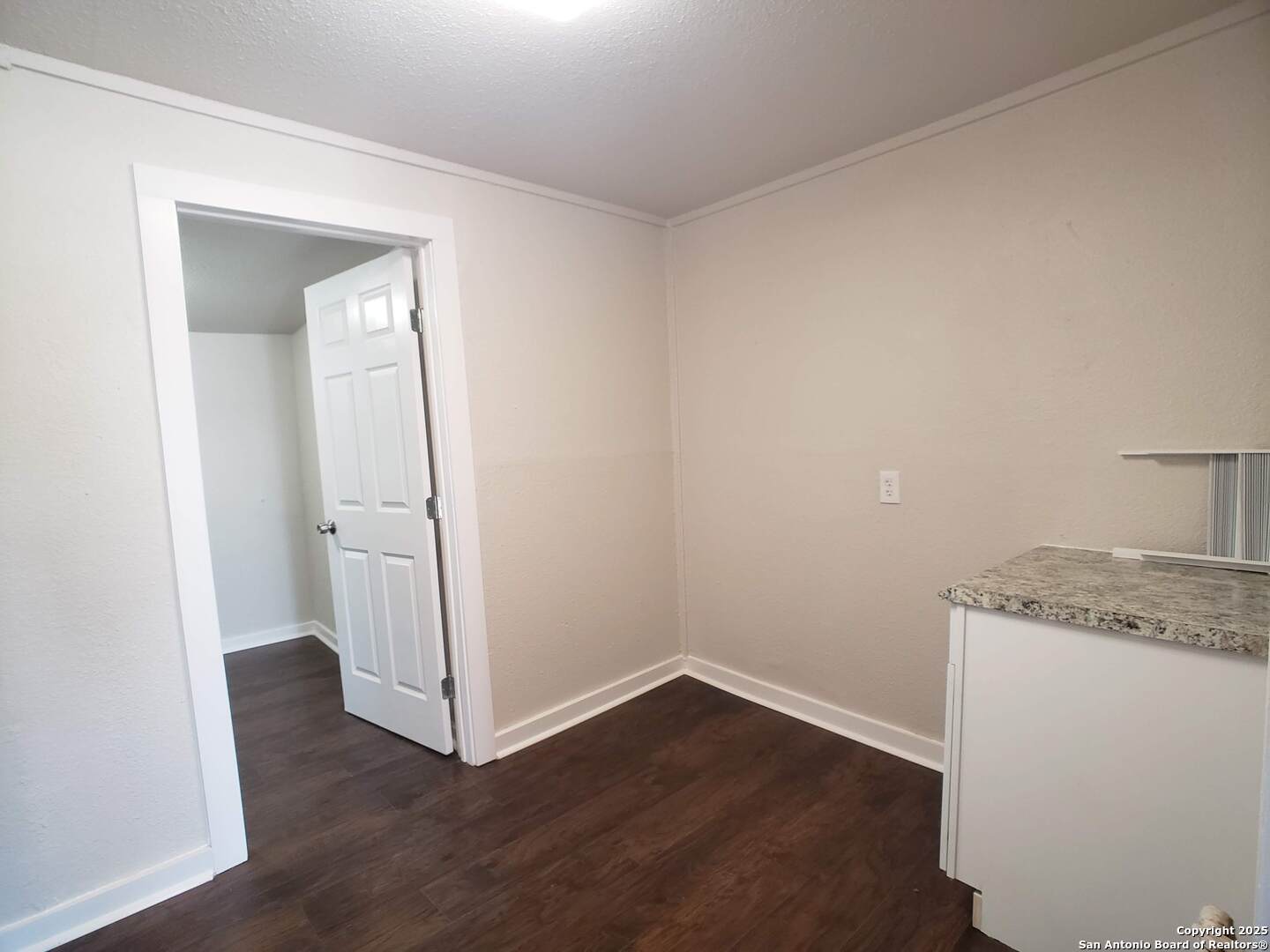 1529 N Walters San Antonio TX 78202