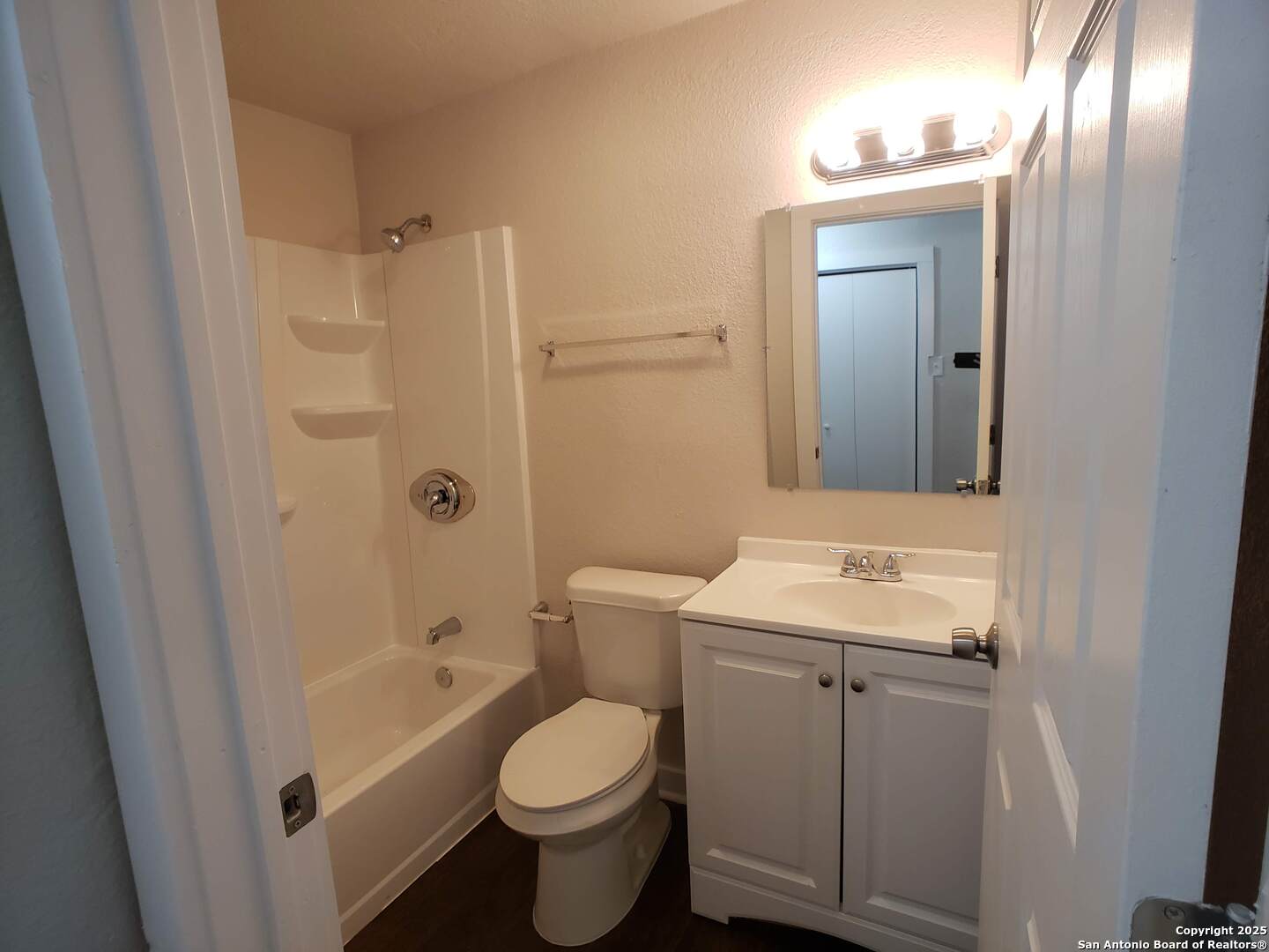1529 N Walters San Antonio TX 78202