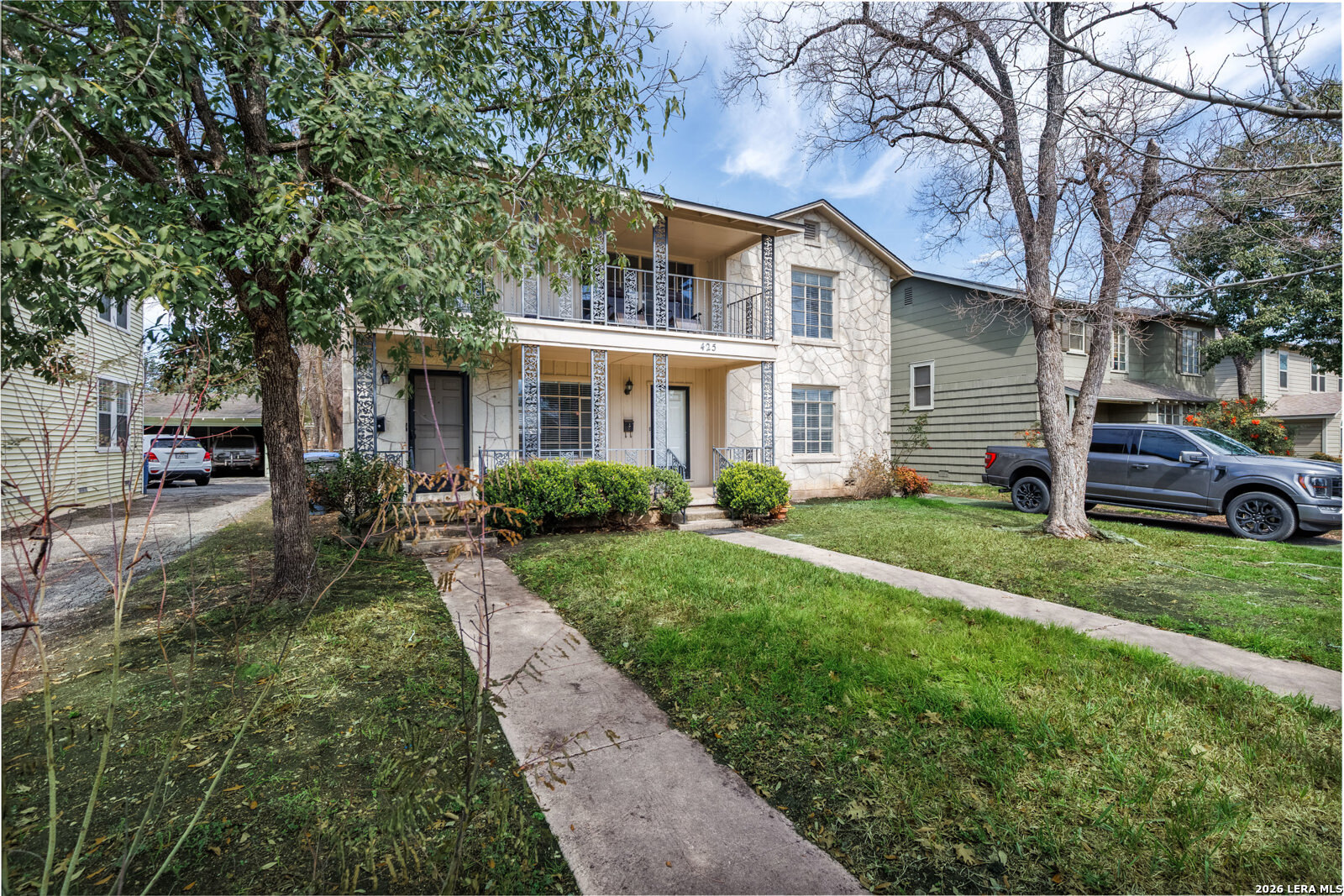 423 Bryn Mawr San Antonio TX 78209