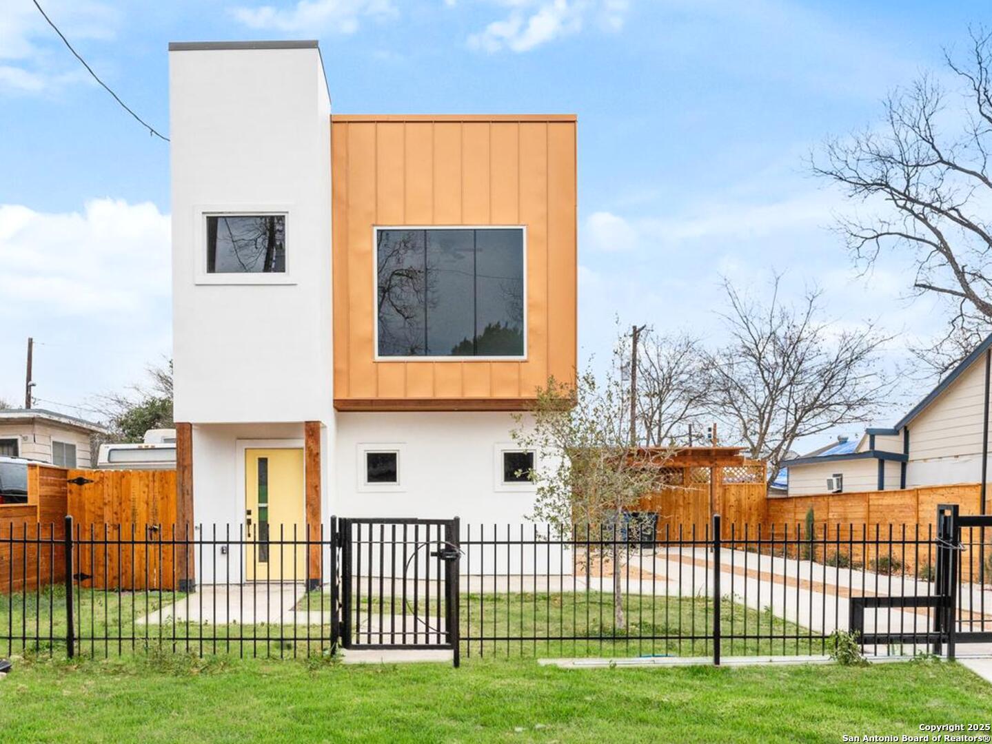219 S Palmetto San Antonio TX 78203