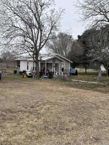 221 Fm 1107 Stockdale TX 78160