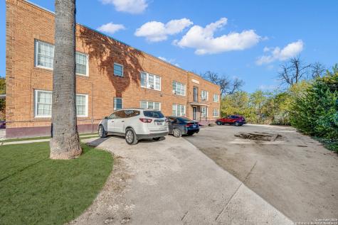 1409 W Woodlawn San Antonio TX 78201