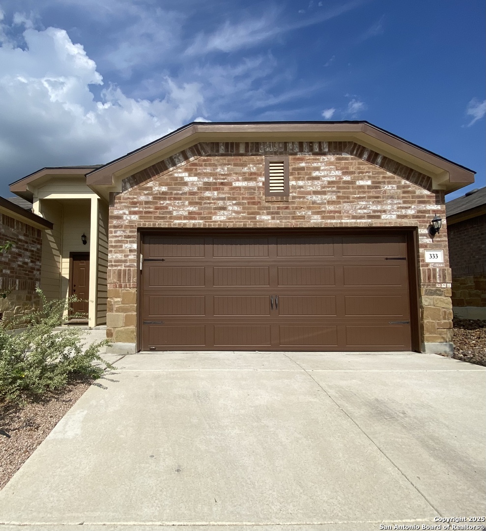 331 /333 Emma Drive New Braunfels TX 78130