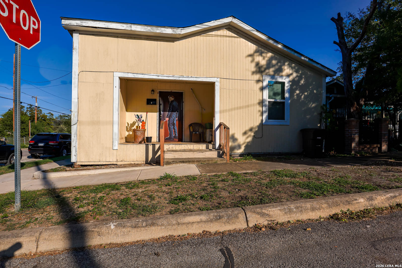 220 N Pinto Street San Antonio TX 78207