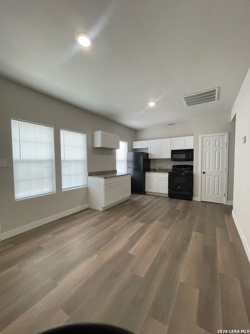 220 N Pinto Street San Antonio TX 78207