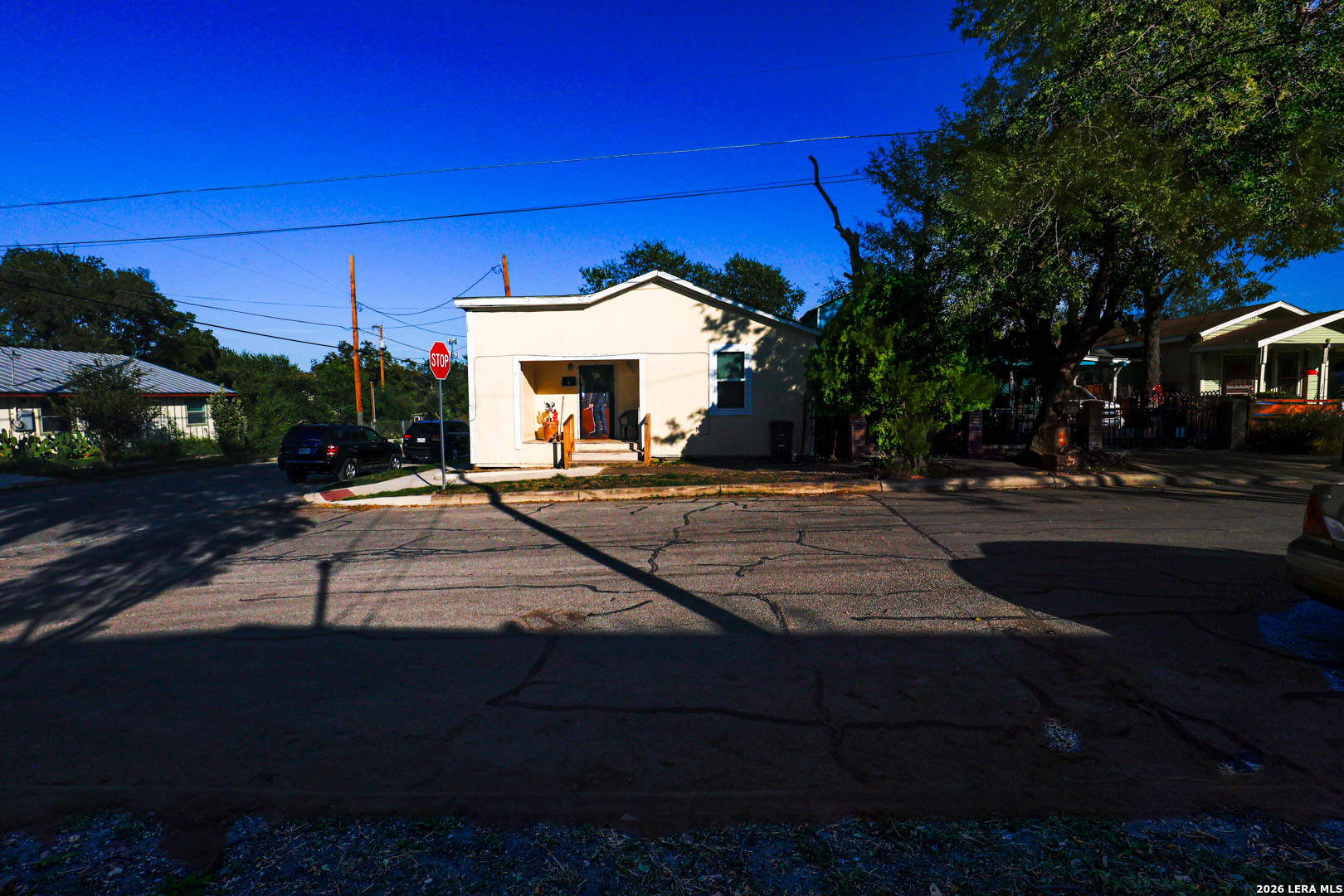 220 N Pinto Street San Antonio TX 78207