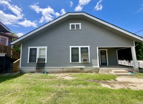 2907 N Elmendorf San Antonio TX 78201