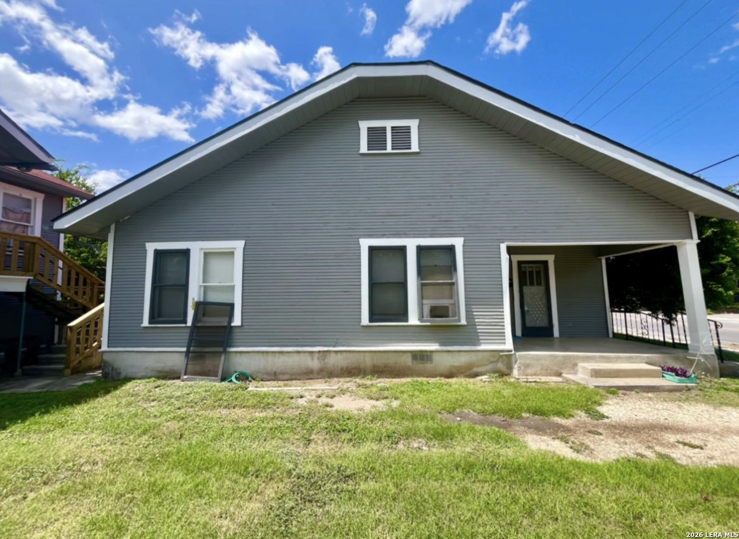 2907 N Elmendorf San Antonio TX 78201