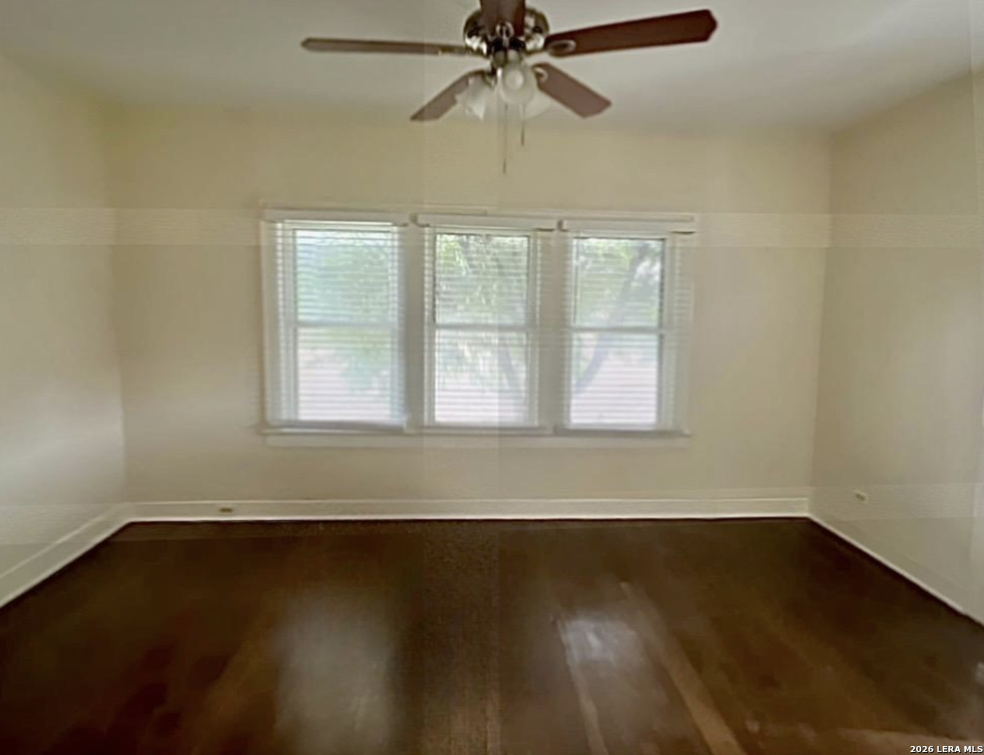 2907 N Elmendorf San Antonio TX 78201