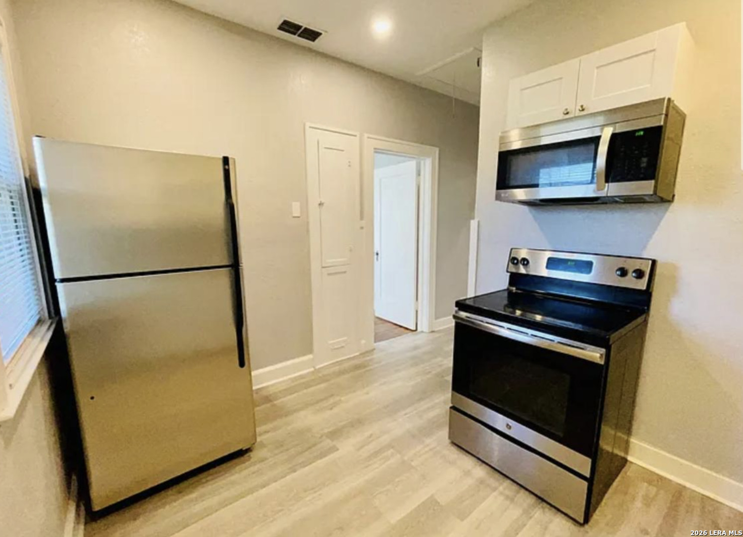 2907 N Elmendorf San Antonio TX 78201
