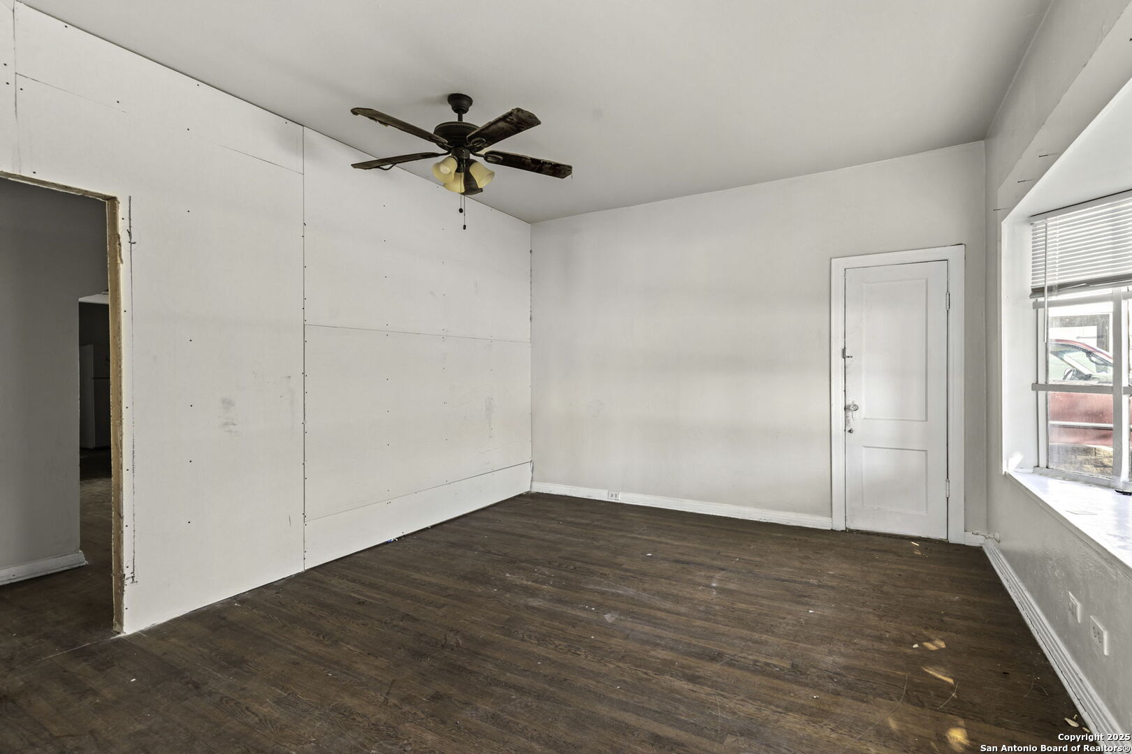 6715 Broadway San Antonio TX 78209