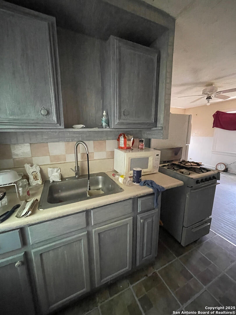1934 Ridgewood San Antonio TX 78201