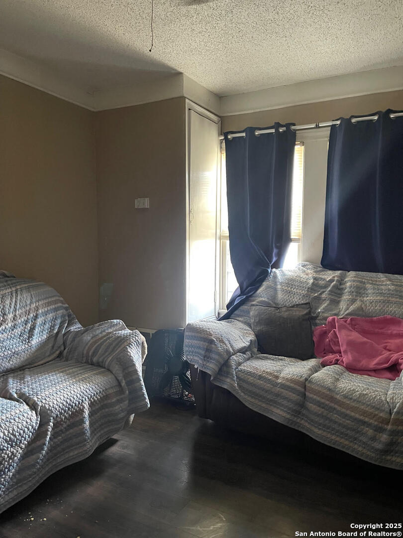 1934 Ridgewood San Antonio TX 78201