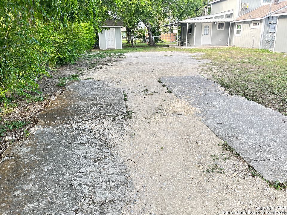 503 Grosvenor Street San Antonio TX 78221