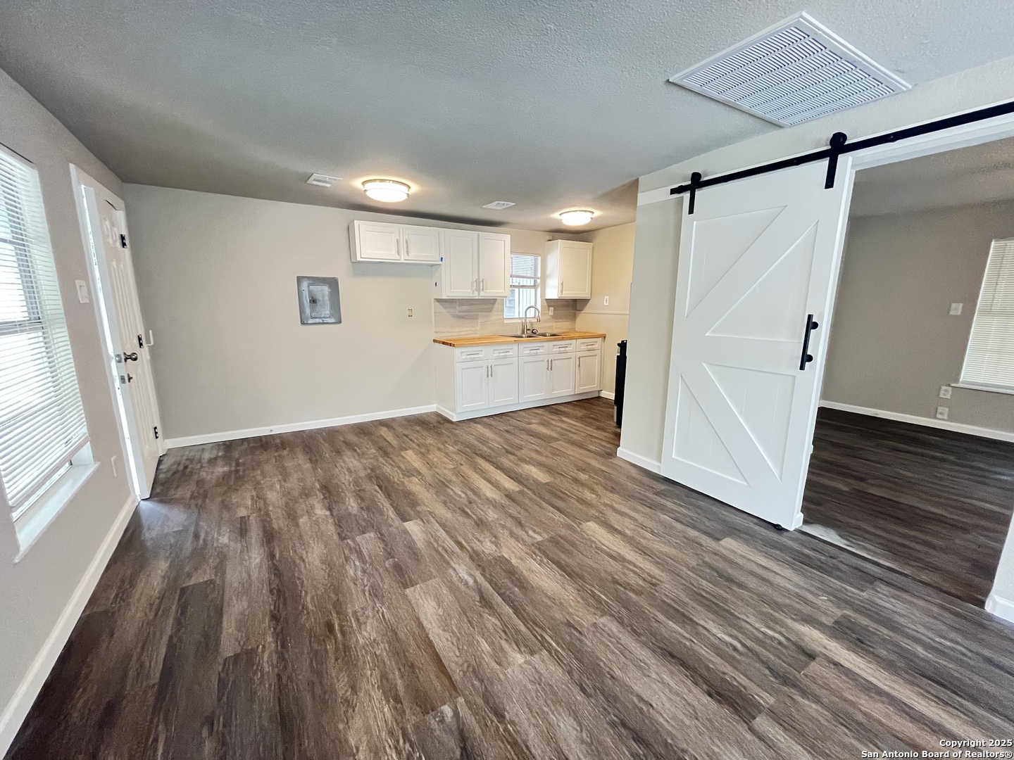 503 Grosvenor Street San Antonio TX 78221