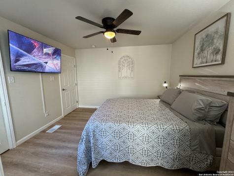 2028 W Woodlawn Avenue San Antonio TX 78201