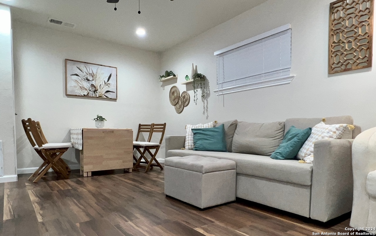 2028 W Woodlawn Avenue San Antonio TX 78201