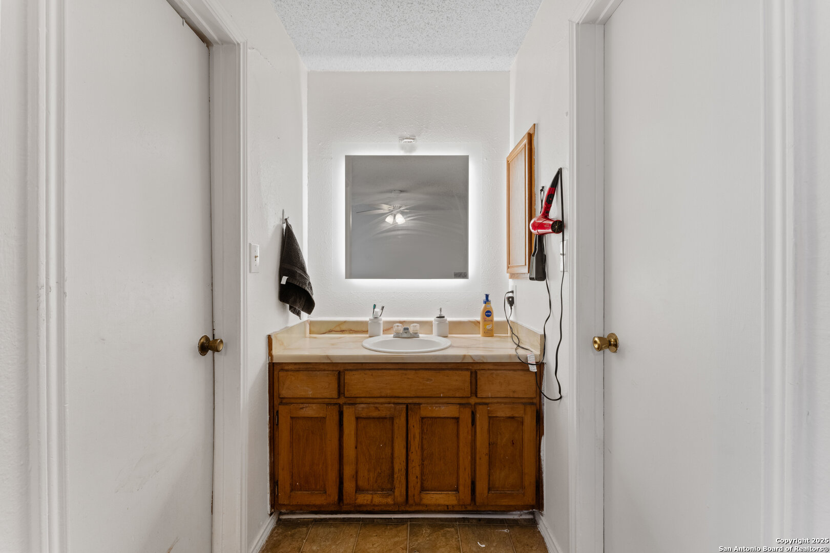 1626 Santa Anna San Antonio TX 78201