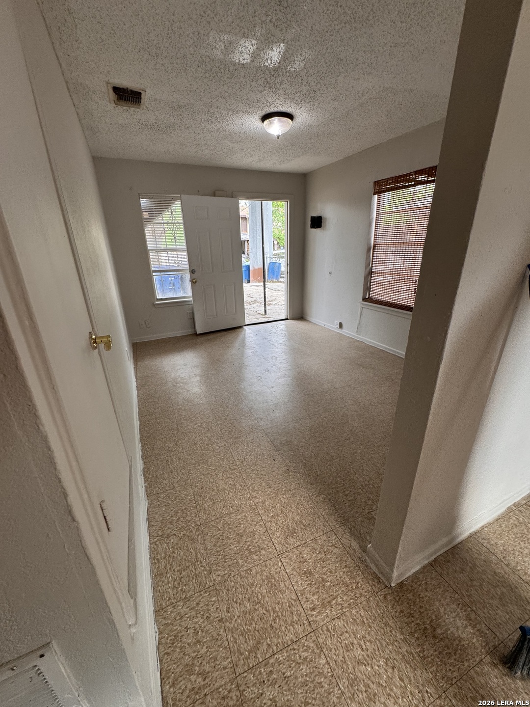 9027 Garnett Avenue San Antonio TX 78221