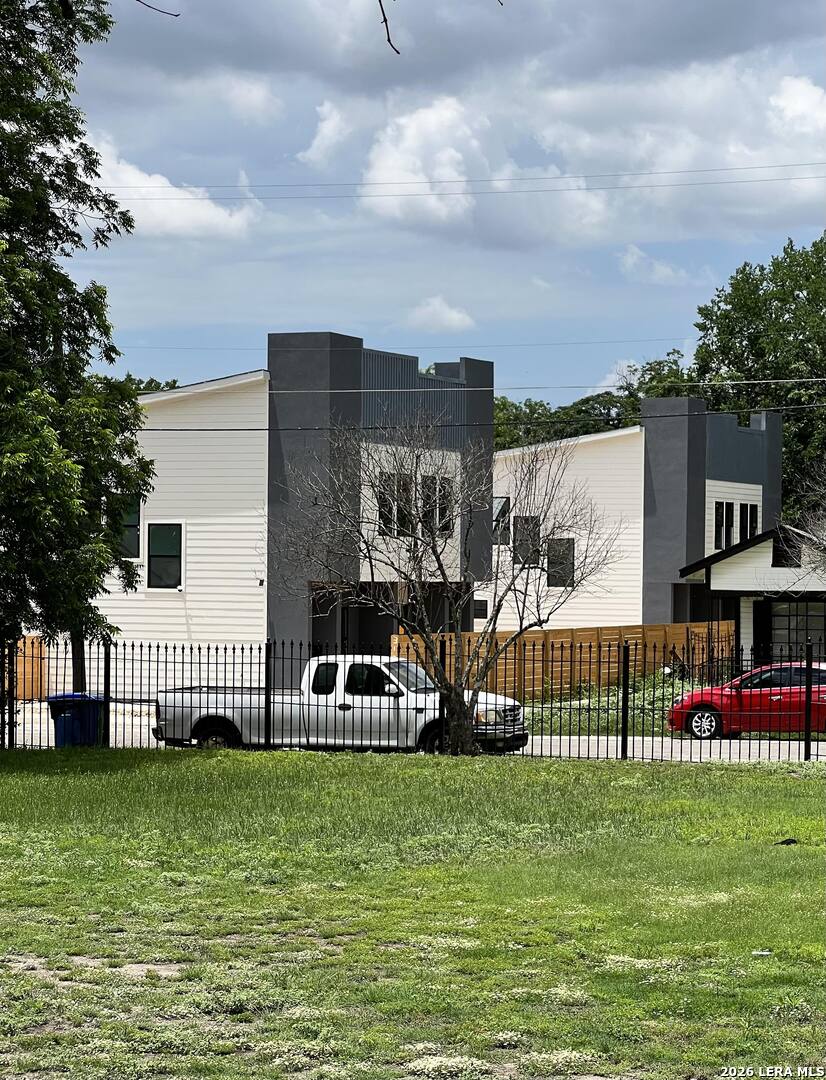 317 Toledo San Antonio TX 78203