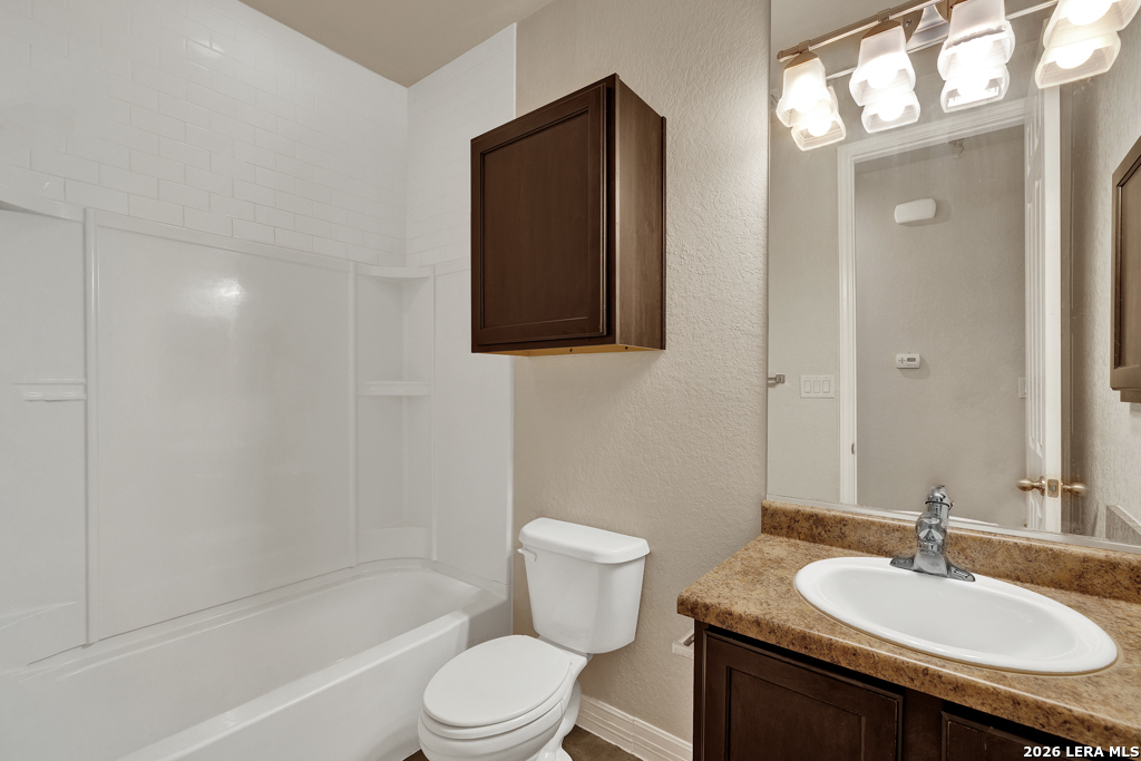 388 E Faust New Braunfels TX 78130