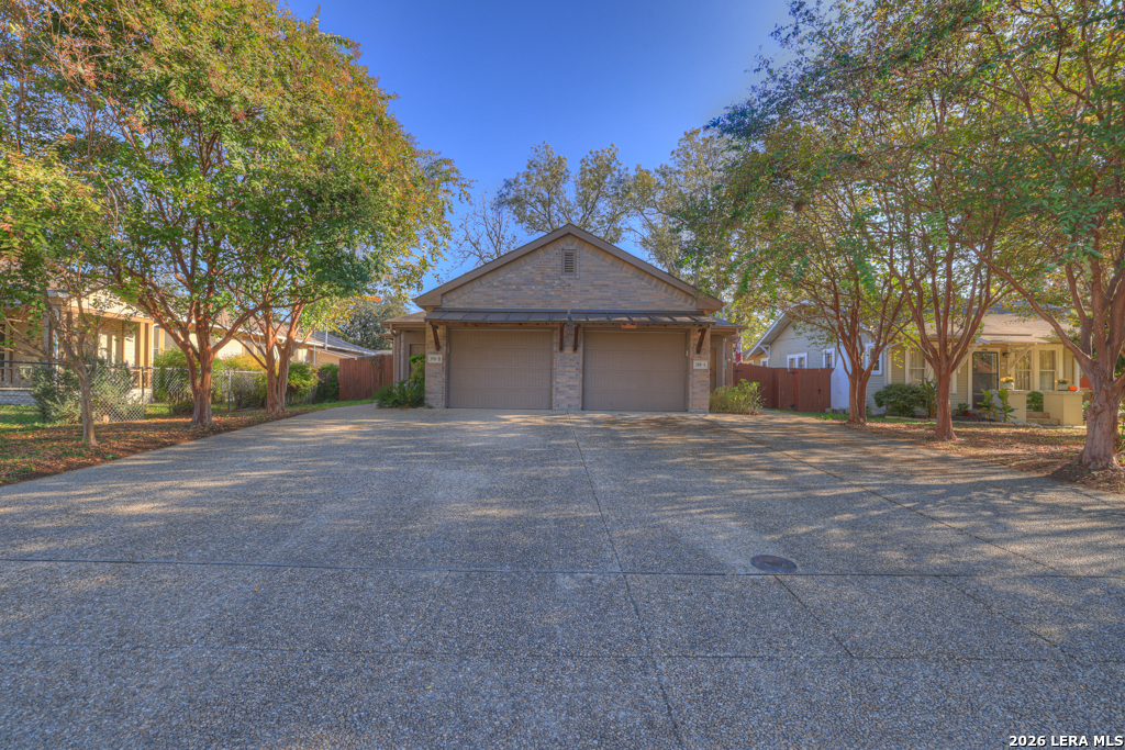 388 E Faust New Braunfels TX 78130