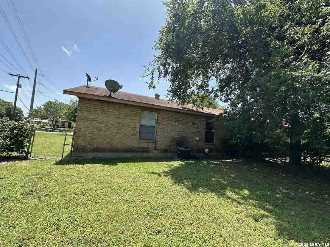 1533 Eichen New Braunfels TX 78130