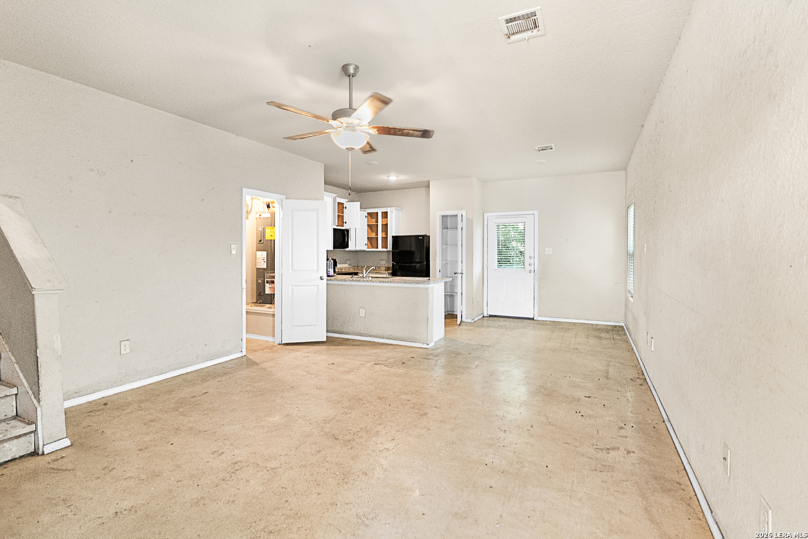 8639 Key Windy Way Converse TX 78109
