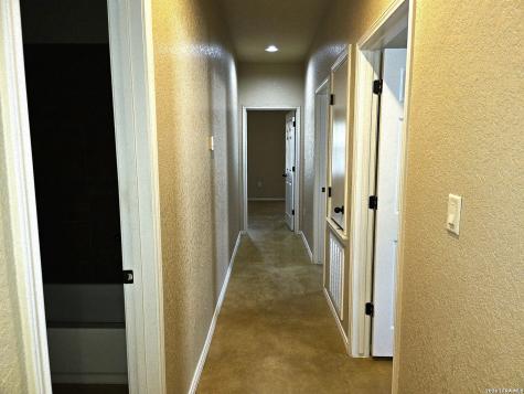 1049-1051 Carolyn Cove New Braunfels TX 78130