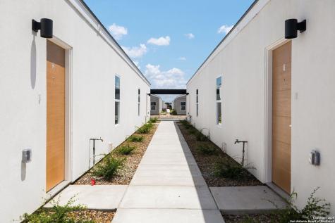 2701 Robin Road Weslaco TX 78596