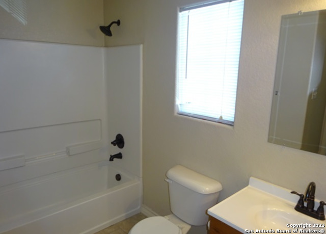 5113 - 5115 Flipper Drive San Antonio TX 78238